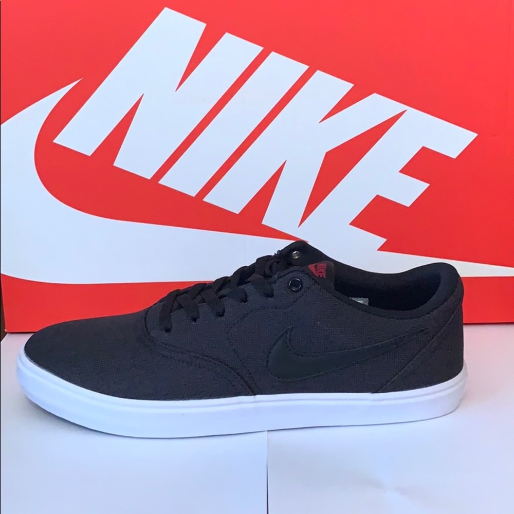 New Nike SB Check Solarsoft SIZE 10.5